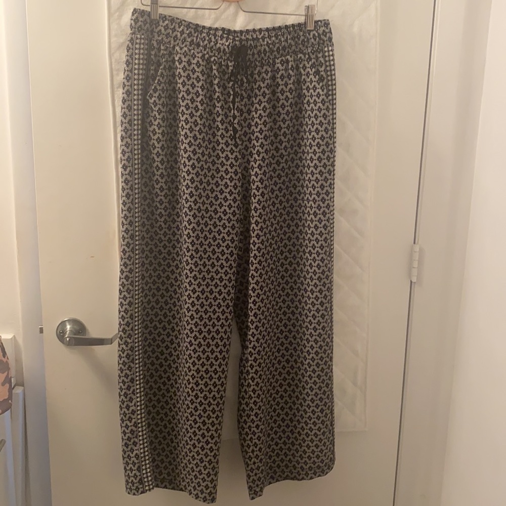 High wasted printed pants